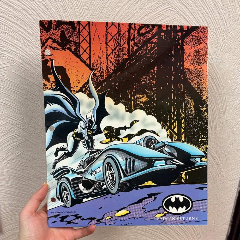 1991 Vintage Batman Returns office and school Folder with Batmobile